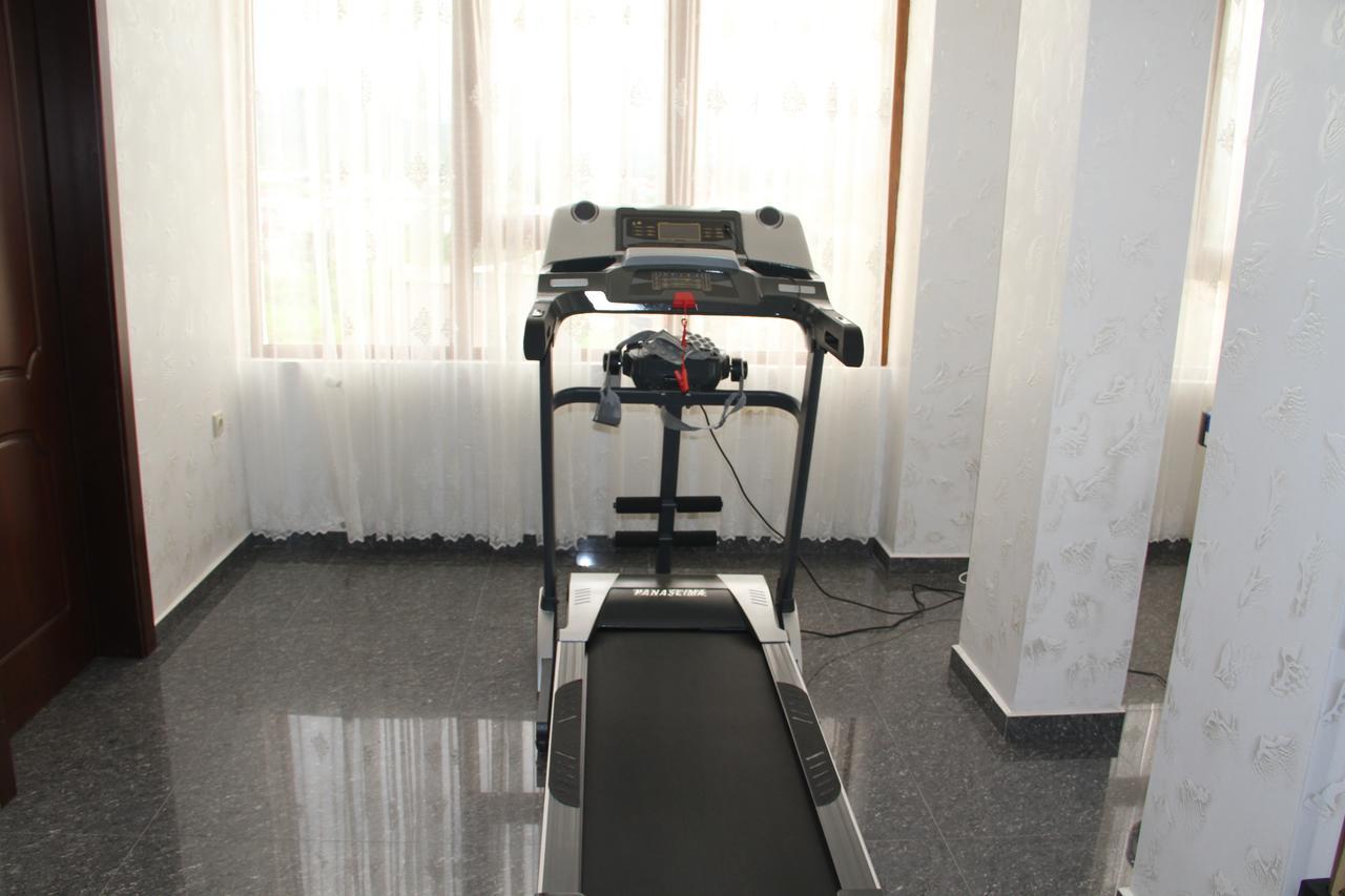 Hotel 725 Batumi Kültér fotó