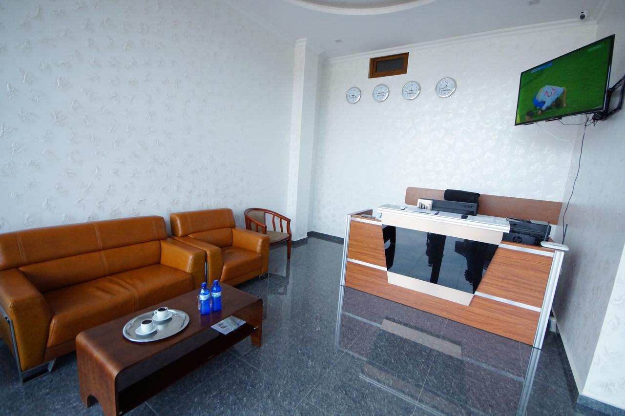 Hotel 725 Batumi Kültér fotó