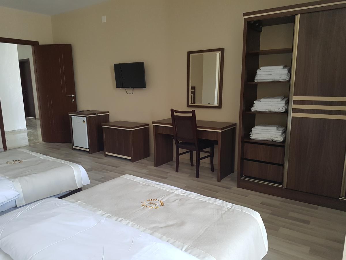 Hotel 725 Batumi Kültér fotó